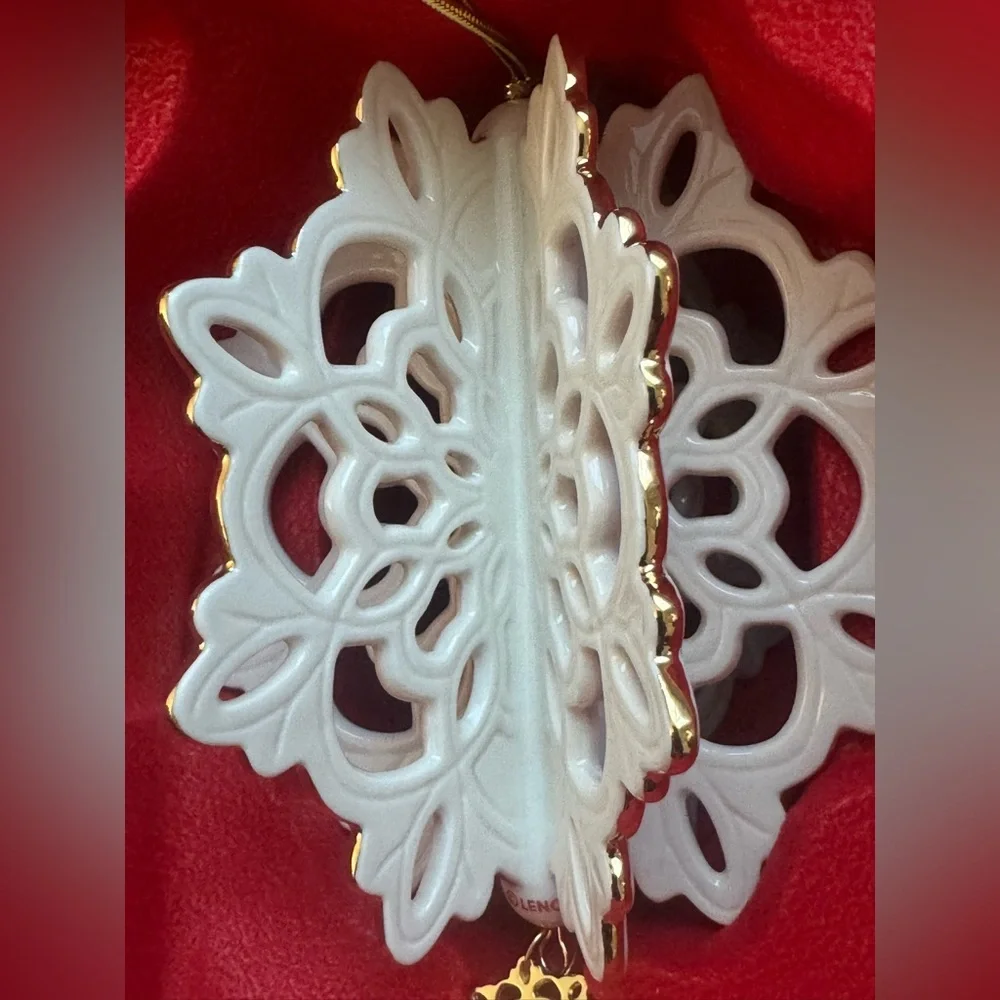 LENOX 2008 FROSTED FANTASY 3D SNOWFLAKE Ornament NEW in BOX Christmas Holiday